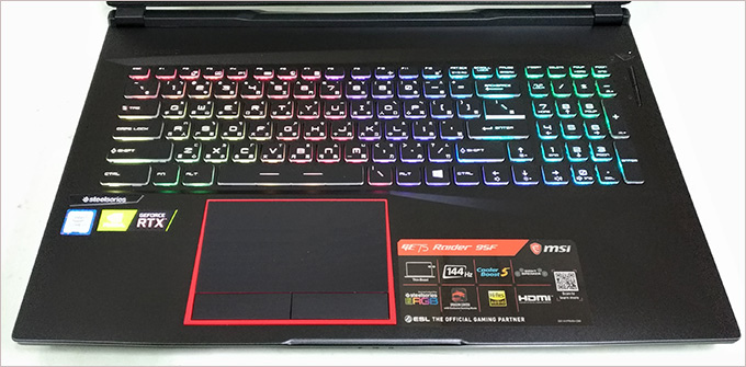 MSI-GE75-9SF-467TW--03.jpg