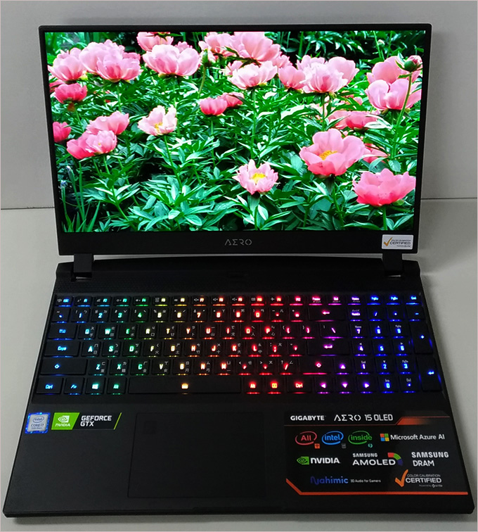 技嘉-Gigabyte-Aero--Oled-SA-09.jpg