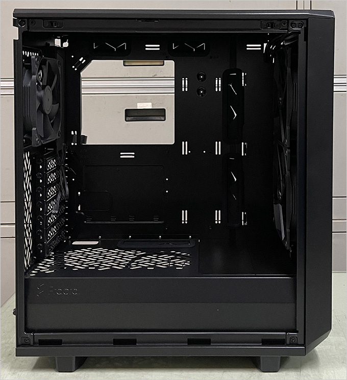 Fractal-Design-Meshify-2-Compact.jpg