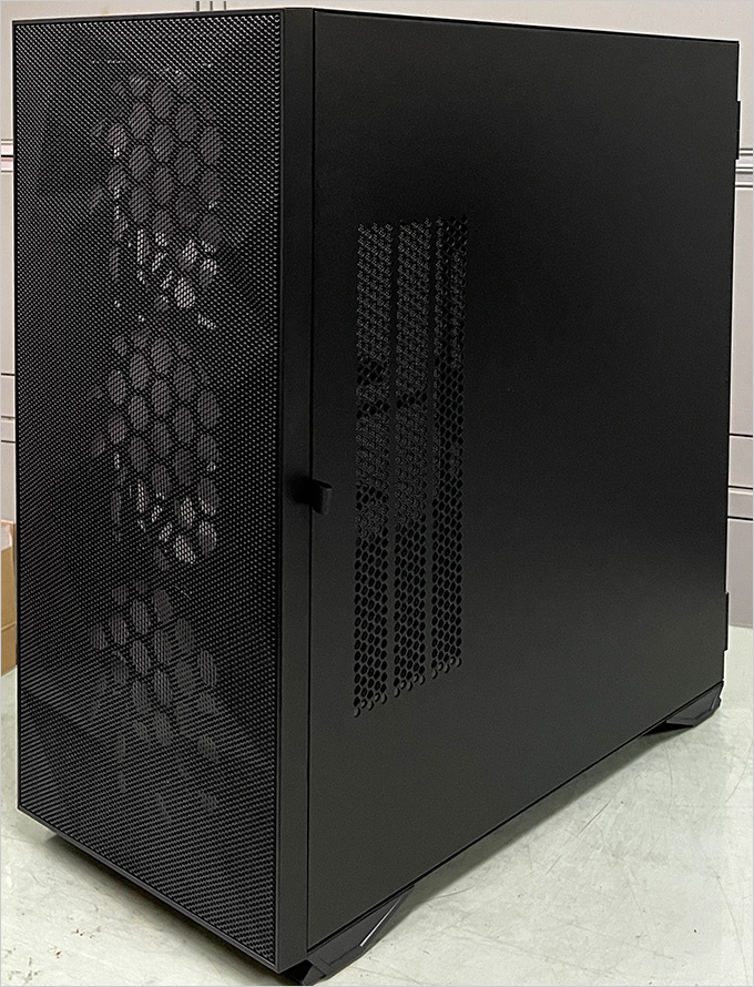darkFlash-DLX21-MESH-玻璃透側機殼.jpg