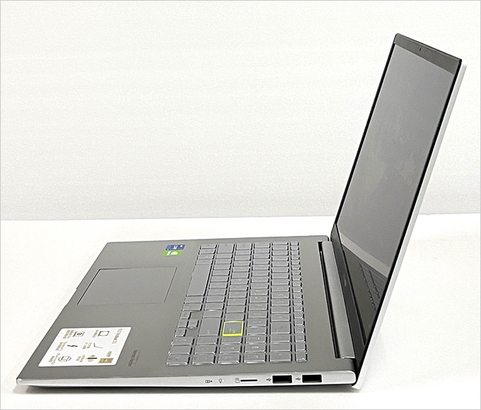 ASUS-VivoBook-S15-S533EQ-幻彩白.jpg