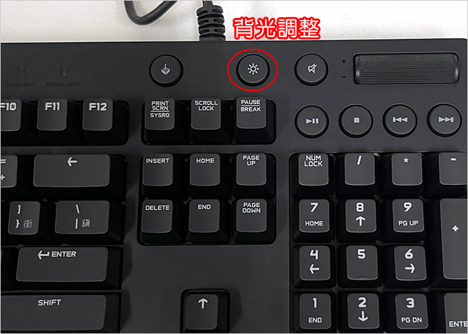 羅技-G610-Orion-Blue-背光機械遊戲鍵盤.jpg