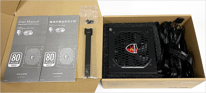 accuwitt-衛特-GT系列-80+金牌-十年保固.jpg