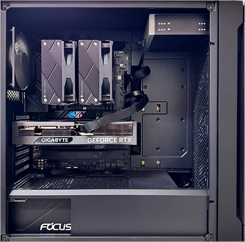 Antec-P10C-靜音機殼.jpg