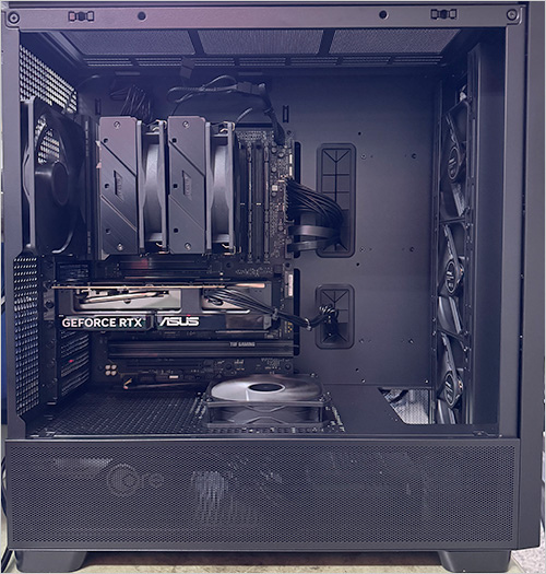 Antec-FLUX-SE機殼.jpg