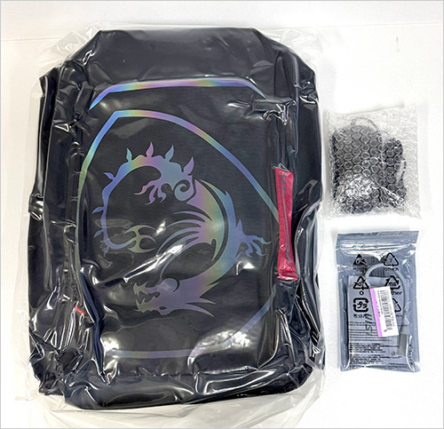 MSI-VenturePro-17-17.3吋-AI筆電.jpg